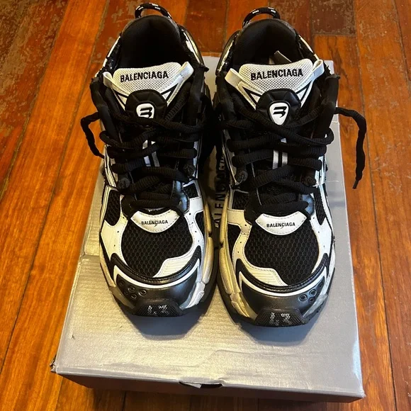 Balenciaga Runners
